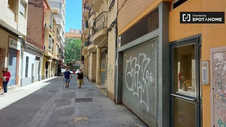 valencia, Valencian Community 46006 - Photo 3