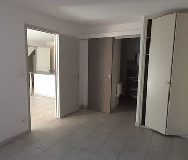 Location Appartement 2 pièces 36m² L ISLE JOURDAIN 32600 - Photo 3