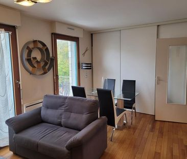 Location Appartement 1 pièce 28m² ST GERMAIN EN LAYE 78100 - Photo 4
