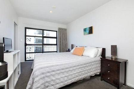 221 Great North Road, Grey Lynn - Photo 2