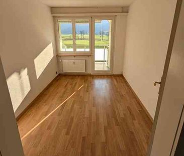 4.5 Zimmer, 77 m², 2. Stock - Foto 3