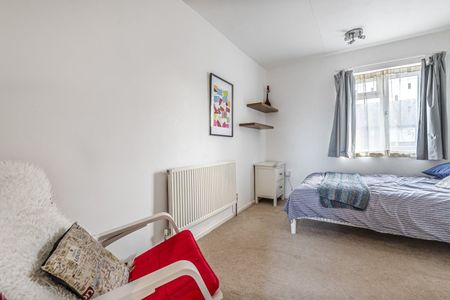 Hargood Road, London, SE3 - Photo 5