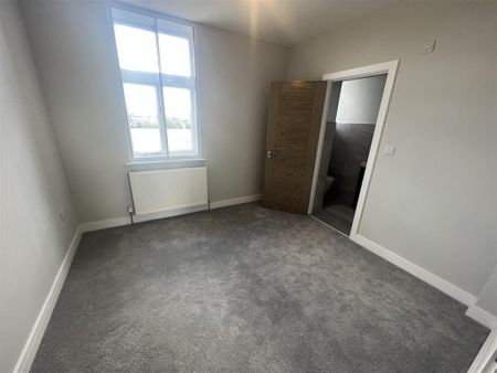 NewStreet, BURTON-ON-TRENT - Photo 3