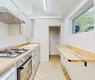 2 bedroom cottage to rent - Photo 1