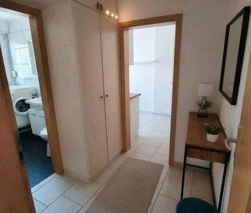 2 Zimmer Wohnung in Zuffenhausen mit Balkon & Stellplatz - Foto 1