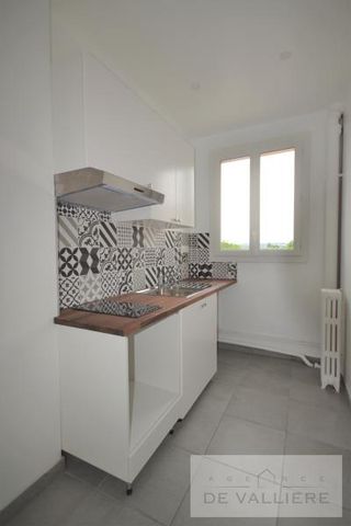 Location Appartement 1 pièce 28m² RUEIL MALMAISON 92500 - Photo 2