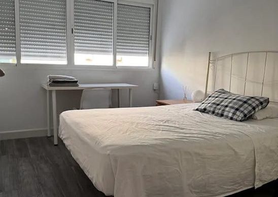 Calle Magistrado Salvador Barbera, Málaga, Andalusia 29010