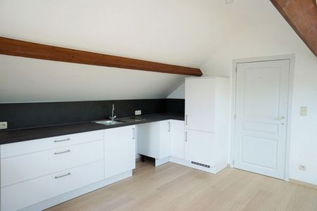 Appartement te huur - Foto 2