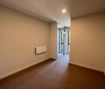 Ultimate location and lifestyle - Photo 6