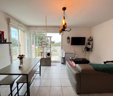 Location Appartement 3 pièces 53m² CAGNAC LES MINES 81130 - Photo 2