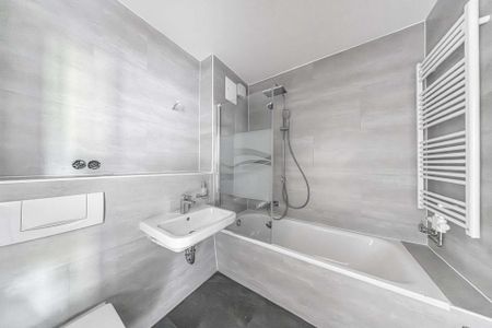 NEU - Ihr neues Zuhause: Helle 3-Raumwohnung in Stadtfeld Ost mit Balkon und moderner Küche - Foto 3