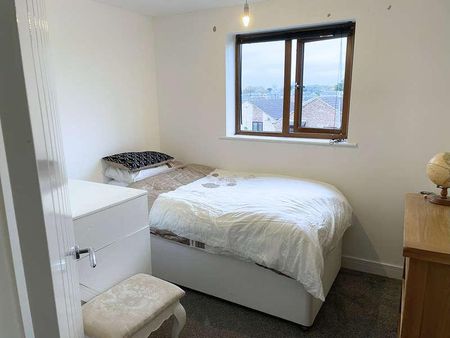 Potters Drive, Hopton, Great Yarmouth, Norfolk, NR31 - Photo 5