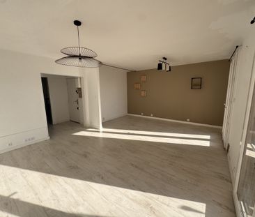 T4 de 70m2 refait à neuf au calme avec terrasse , cave et parking - Photo 3