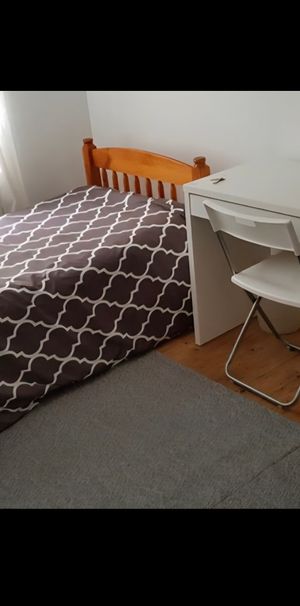 Room in a Shared House, Meanwood Valley Grove, LS7 - Photo 2