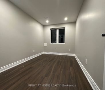 Detached Home For Lease | X8143910 - Photo 6