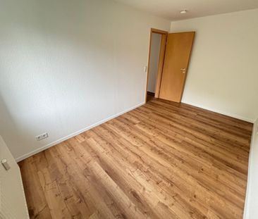 2-Raum-Wohnung mit Balkon und Blick ins Grüne - Foto 1