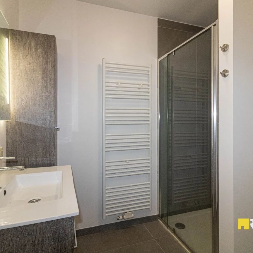 Vernieuwd en instapklaar appartement op 1e verdieping - Foto 1