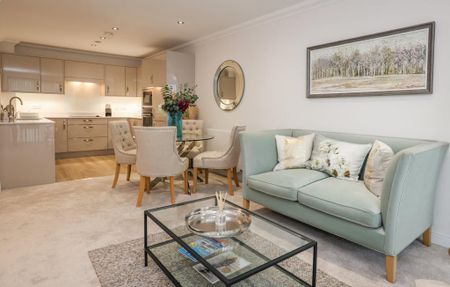 2 bedroom flat to rent - Photo 2