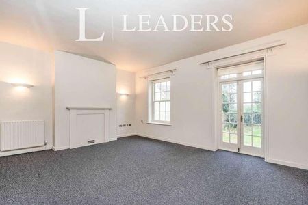 Titchfield Lane, PO17 - Photo 5