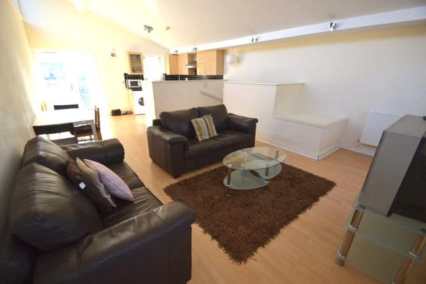 3 bedroom townhouse to rent - Photo 1