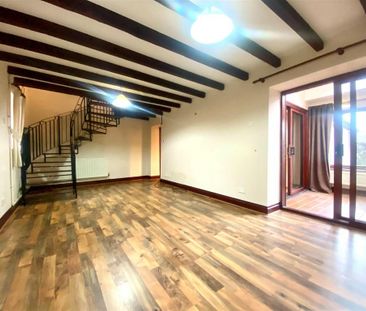 3 bedroom barn conversion to rent - Photo 1