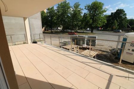 !! 360° Rundgang !! Erstbezug hochwertiger 3-Zimmer-Komfort-Wohnung mit Balkon und Fußbodenheizung. - Foto 2