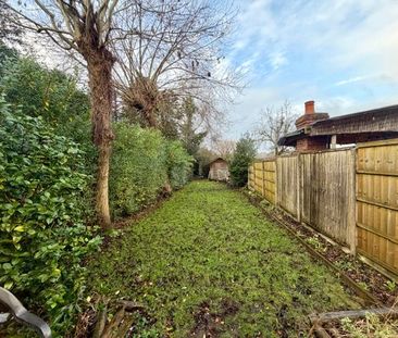 2 bedroom house to rent Butts Road, Southampton, SO19 - Photo 6