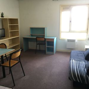 Location Appartement 1 pièce Meublé 26m² MONTPELLIER 34080 - Photo 2