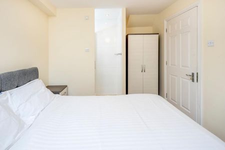 Room in a Shared House, Plover Way, SE16 - Photo 2