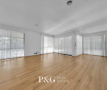 ✨ Stylish, Spacious & Ready to Impress ✨ - Photo 2