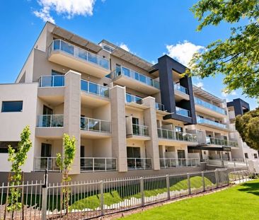MODERN TWO-BEDROOM LIVING MOMENTS FROM NUNAWADING STATION - Photo 6