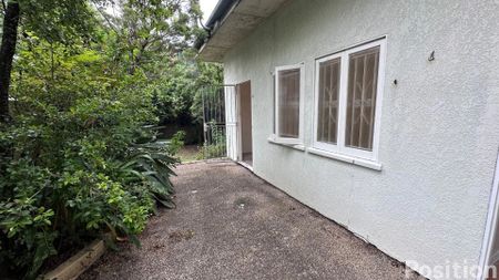 Unfurnished - 1 Bedroom Unit in a Prime Location. - Photo 3