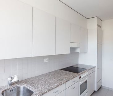 2.5 Zimmer, 65 m², 4. Stock - Foto 2
