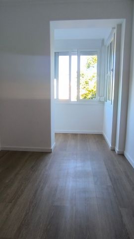 Excelente apartamento T2+1 Totalmente Remodelado nas Olaias - Photo 4