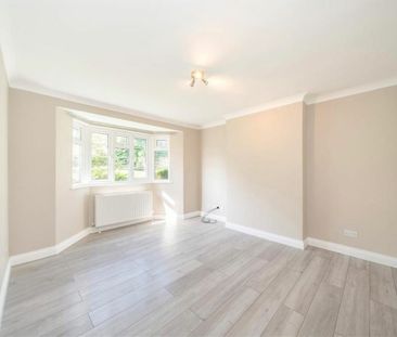 Amblecote Road, SE12, London - Photo 1