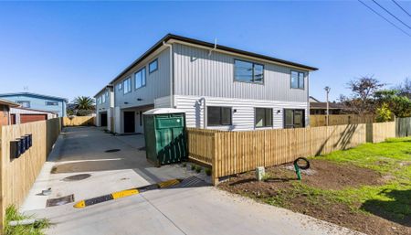 Nice view of sun - Photo 2