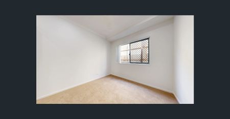 Brand New 4-bedroom beautiful home in Calamvale awaits! - Photo 2