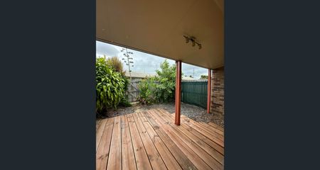 2/42 George Street, Bundaberg South QLD 4670 - House For Rent | Domain - Photo 5