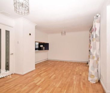 4 bedroom terraced house to rent - Photo 5