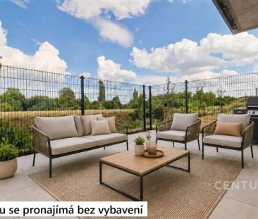 Pronájem nového bytu 1+kk s velkou terasou, parkovacím stáním a skl... - Photo 4