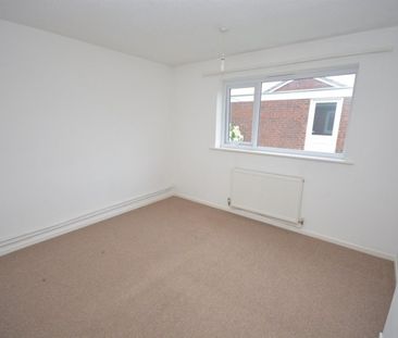 2 BED Detached bungalow To rent - Photo 3