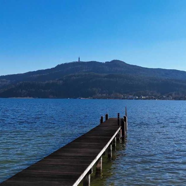 *** 1. Reihe am See *** Traumhafte Seewohnung am Wörther See mit Bootsanlegeplatz! - Photo 1