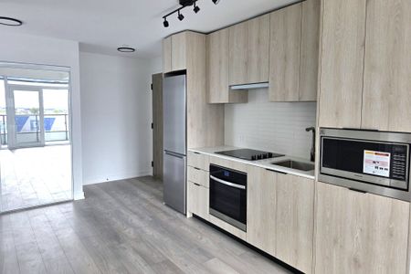 For Lease - 1007 The Queensway N/A Unit# 528, Toronto, Ontario - Photo 2