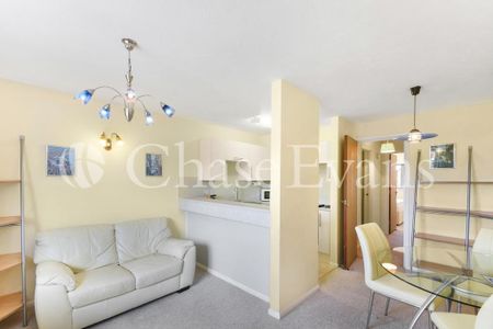 1 bedroom flat to rent - Photo 2