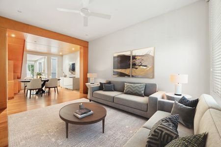 Charming Period Terrace in Woollahra: A Spacious Home with Classic Appeal - Photo 3