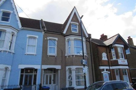William Street, Herne Bay, CT6 - Photo 3