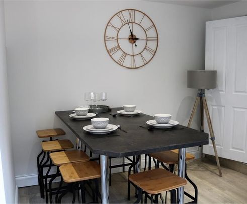 Room 2, 35 Mill Road, Cambridge - Photo 1