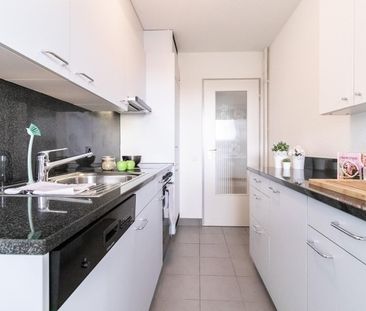 Schöne moderne 3.5 Zimmerwohnung mit Balkon und grüne Umgebung - Foto 5