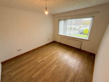 27 Cherrywood Grove, Newry, BT34 1JJ - Photo 3