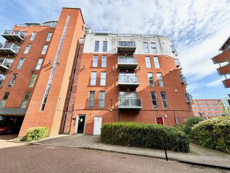 31 Ahlux Court, Millwright street, Leeds, LS2 7QQ - Photo 4